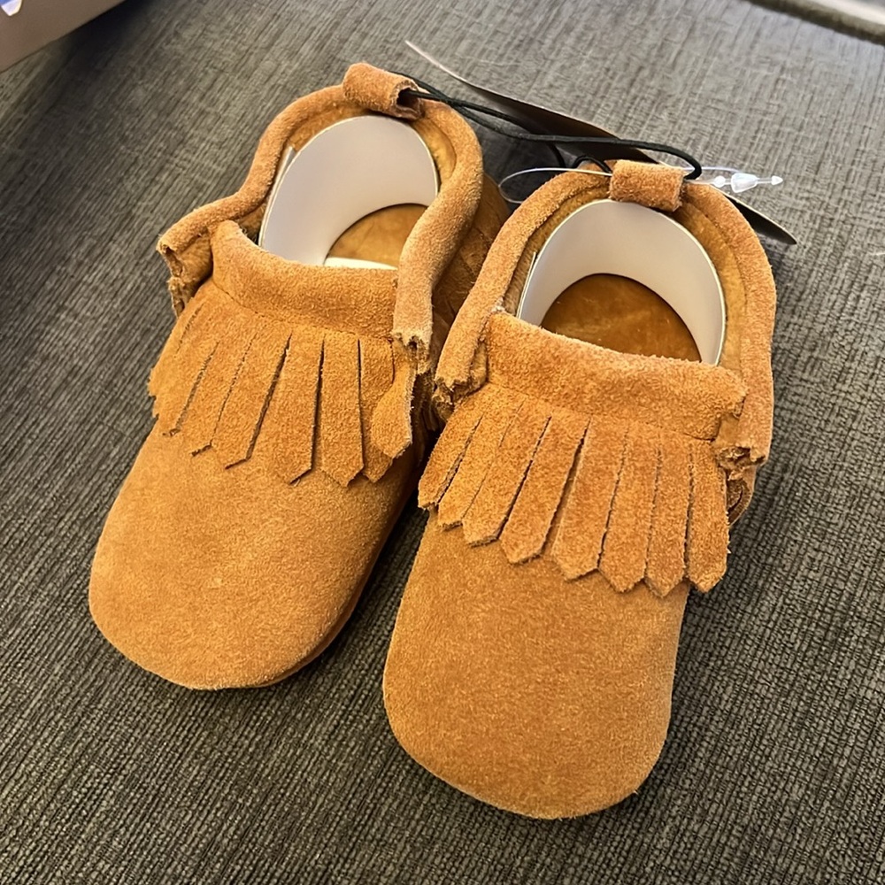 Bearpaw Kids Moccasins Size 6-12 Months